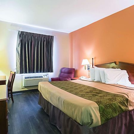 Econo Lodge Inn & Suites Ripley Εξωτερικό φωτογραφία