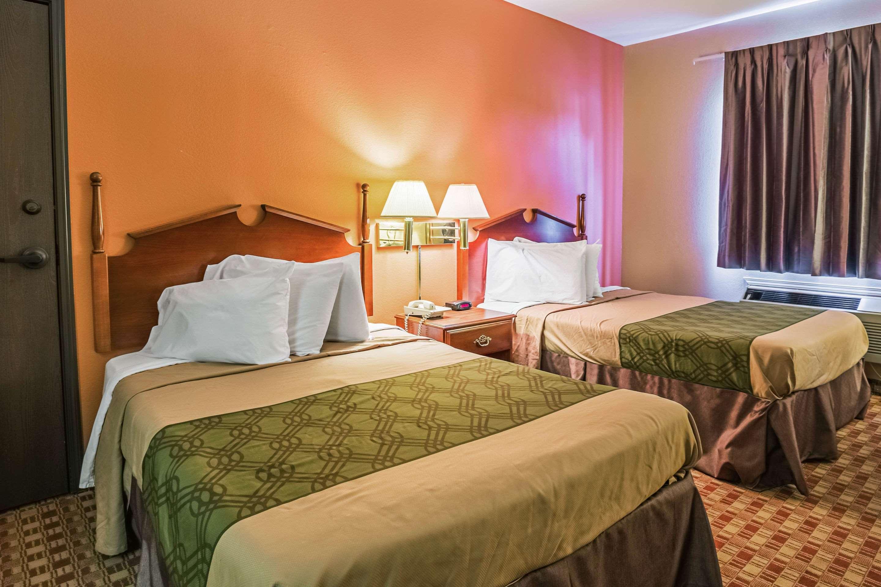 Econo Lodge Inn & Suites Ripley Εξωτερικό φωτογραφία