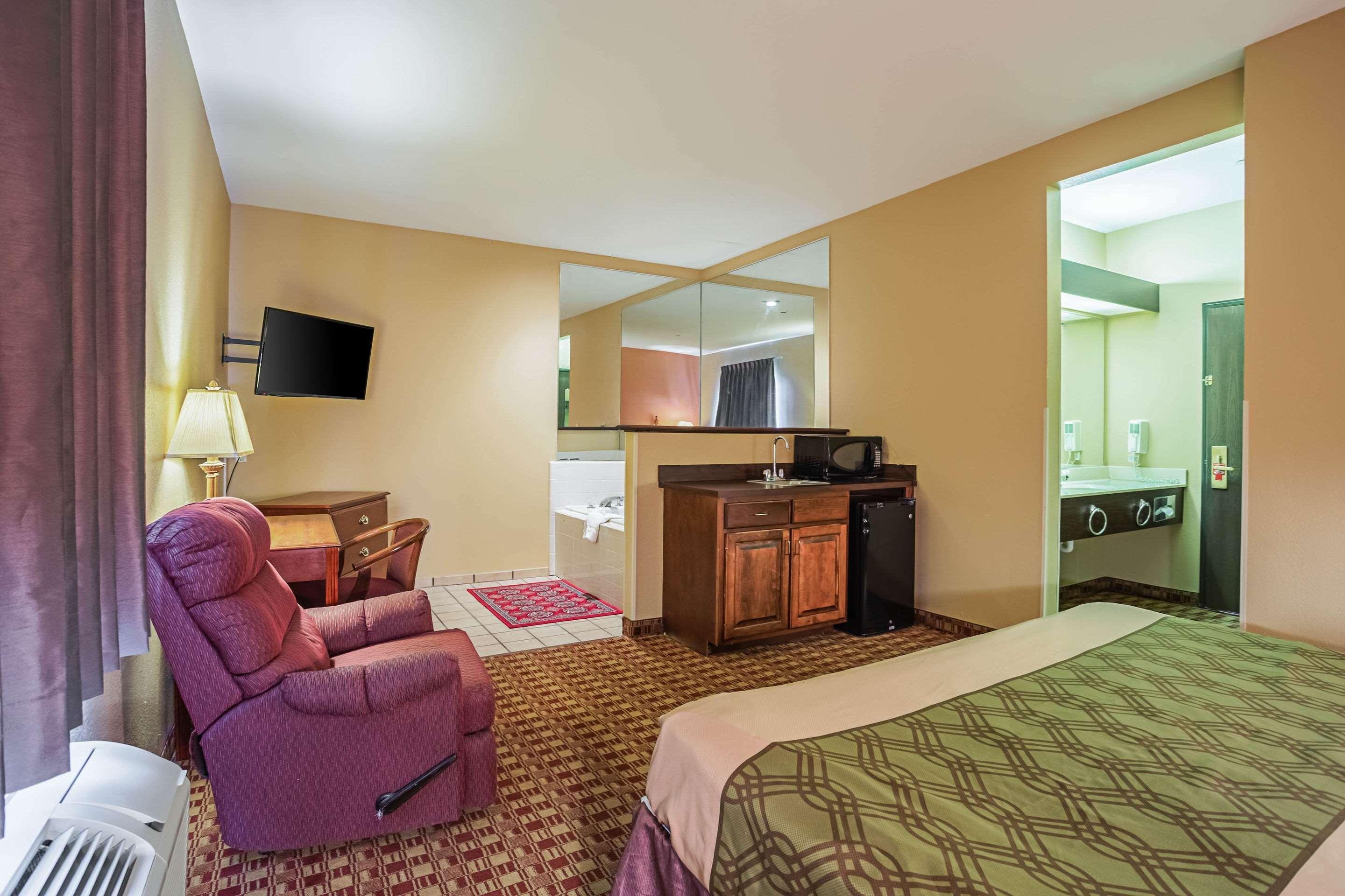 Econo Lodge Inn & Suites Ripley Εξωτερικό φωτογραφία