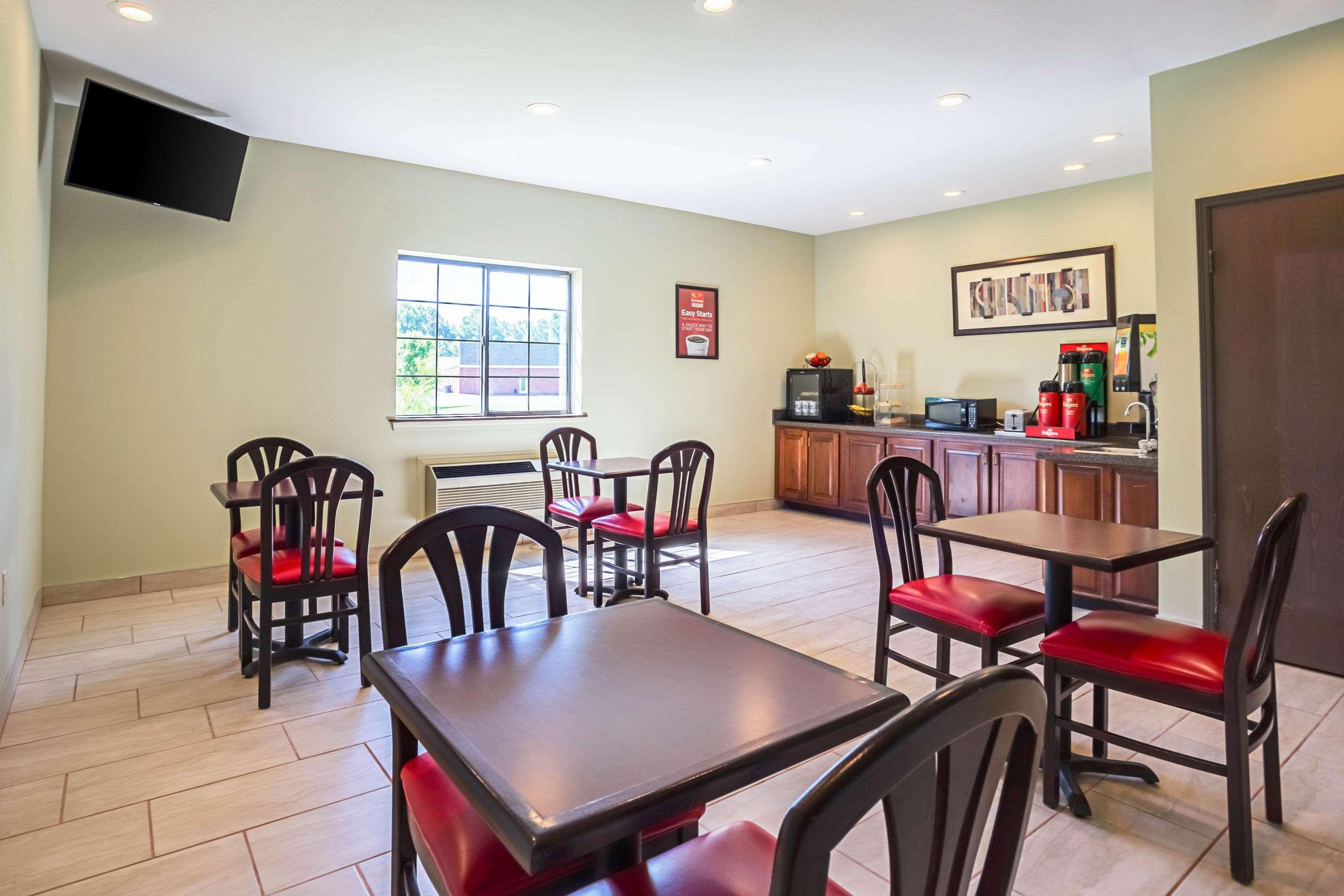 Econo Lodge Inn & Suites Ripley Εξωτερικό φωτογραφία