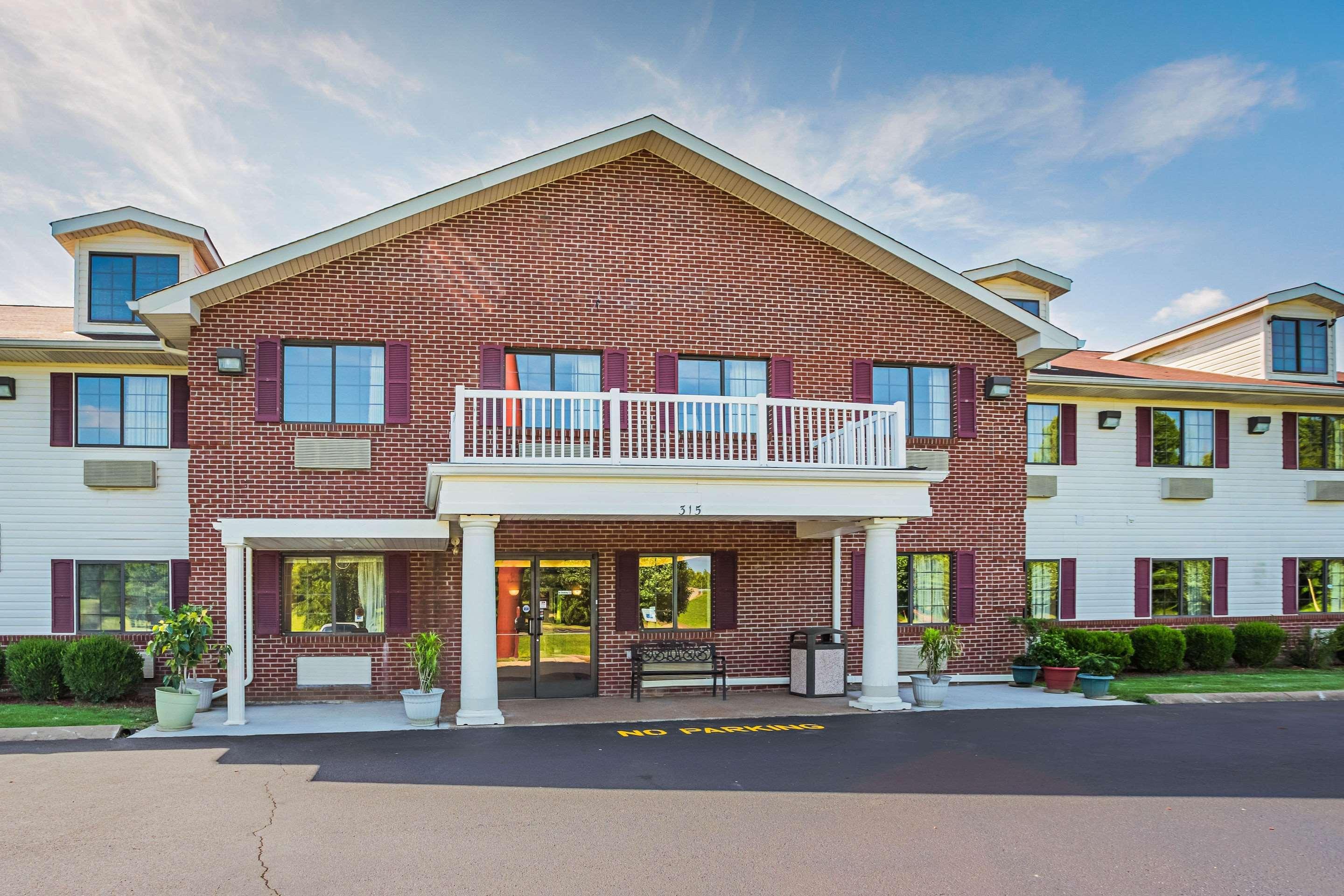 Econo Lodge Inn & Suites Ripley Εξωτερικό φωτογραφία