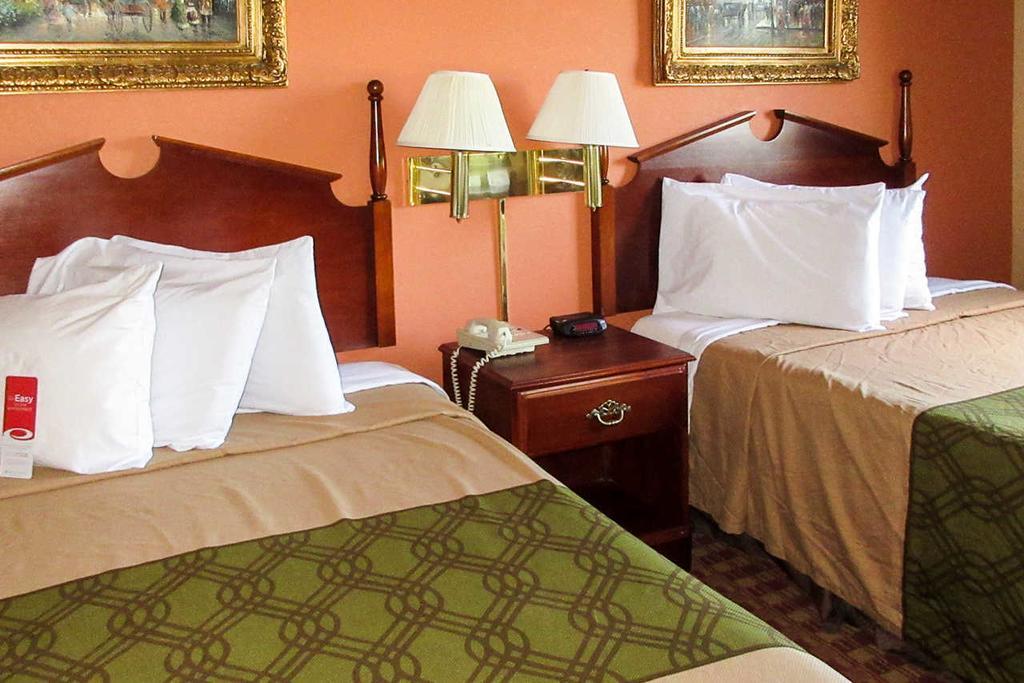 Econo Lodge Inn & Suites Ripley Δωμάτιο φωτογραφία