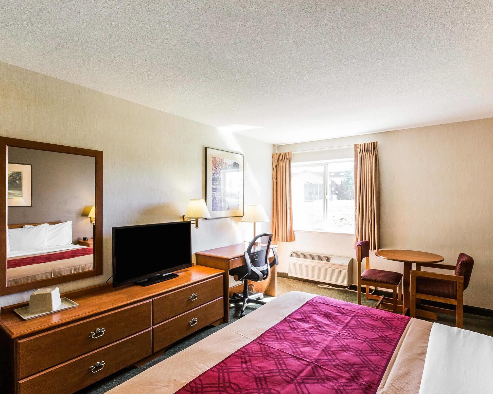 Econo Lodge Inn & Suites Ripley Εξωτερικό φωτογραφία