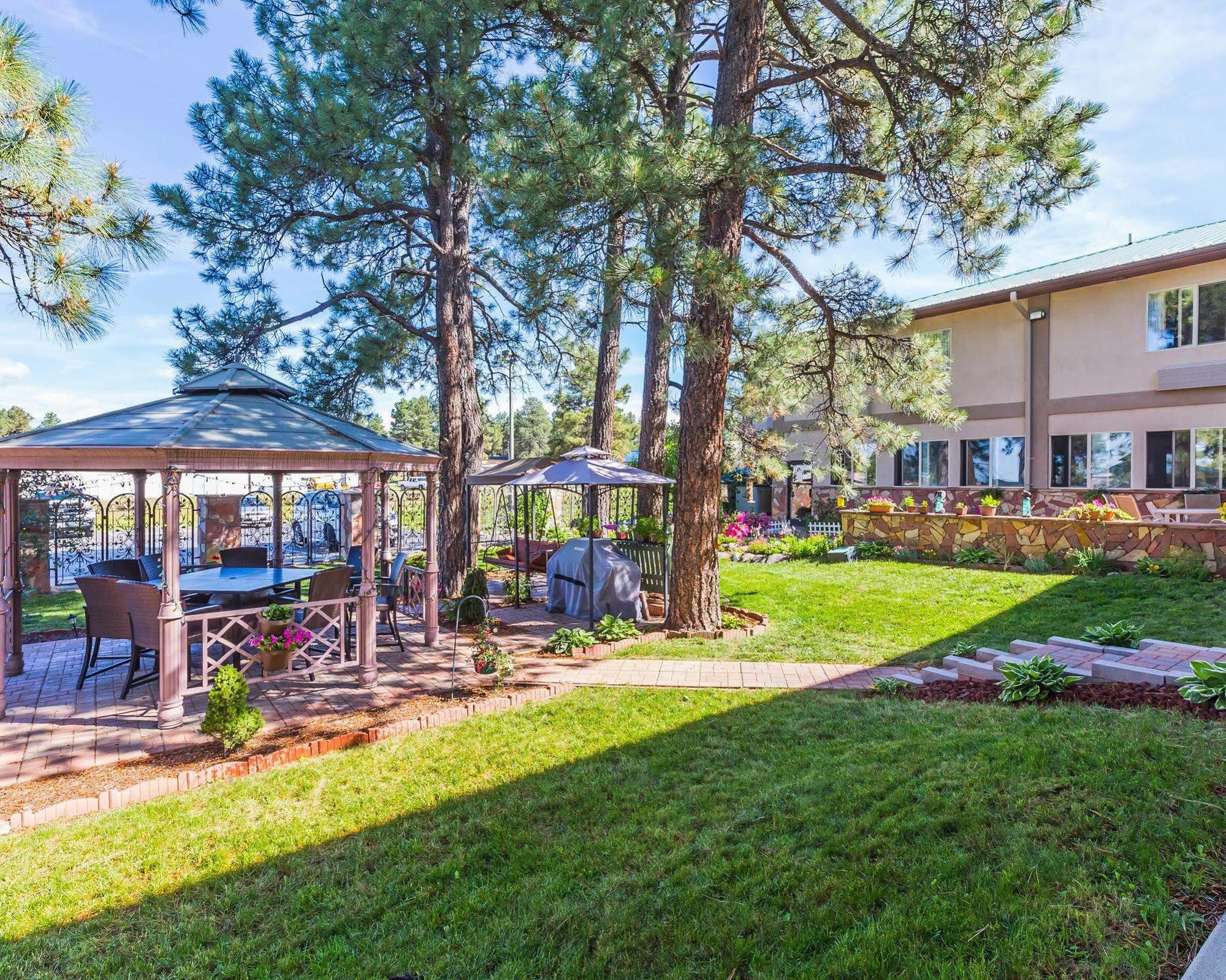 Econo Lodge Inn & Suites Ripley Εξωτερικό φωτογραφία