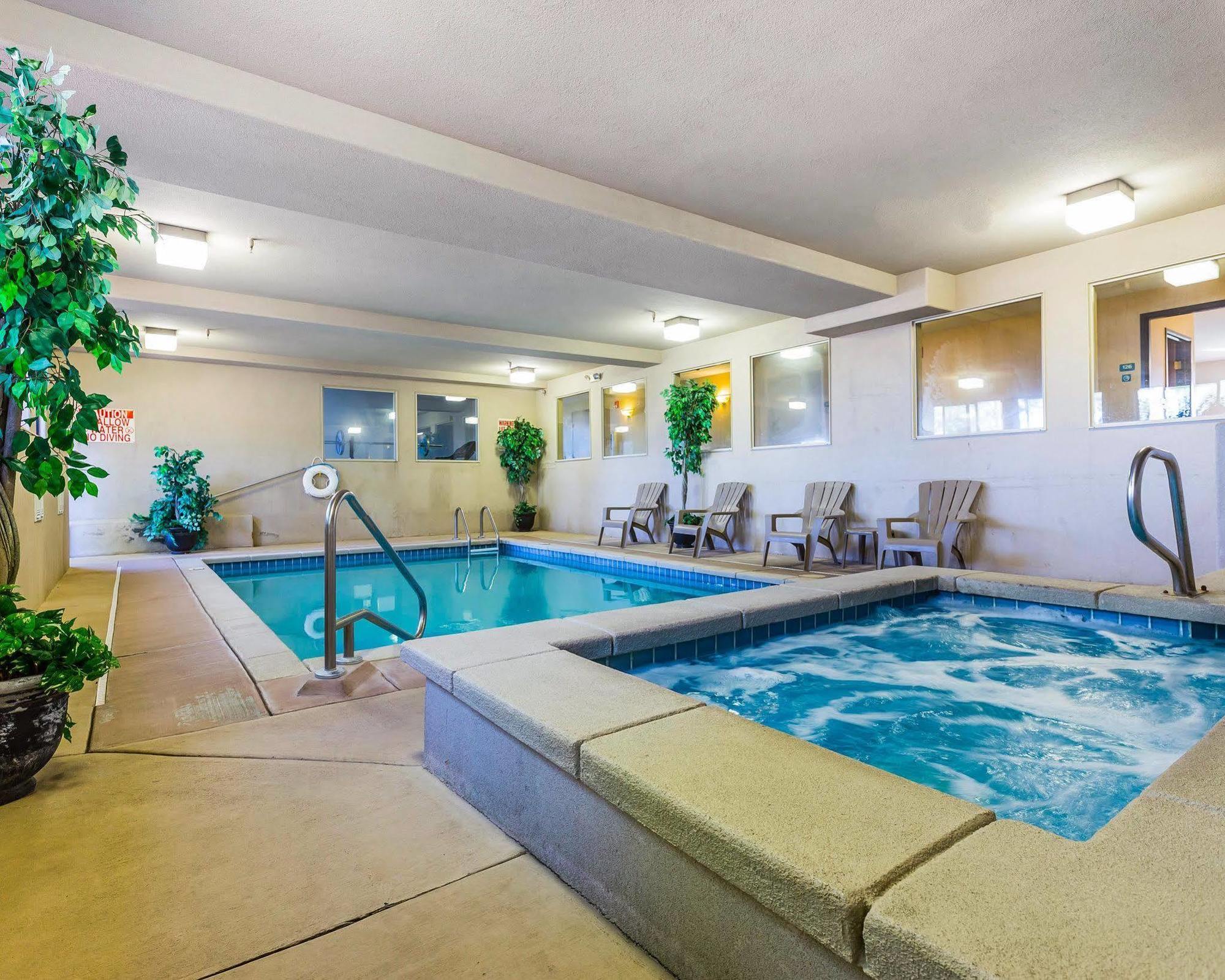 Econo Lodge Inn & Suites Ripley Εξωτερικό φωτογραφία