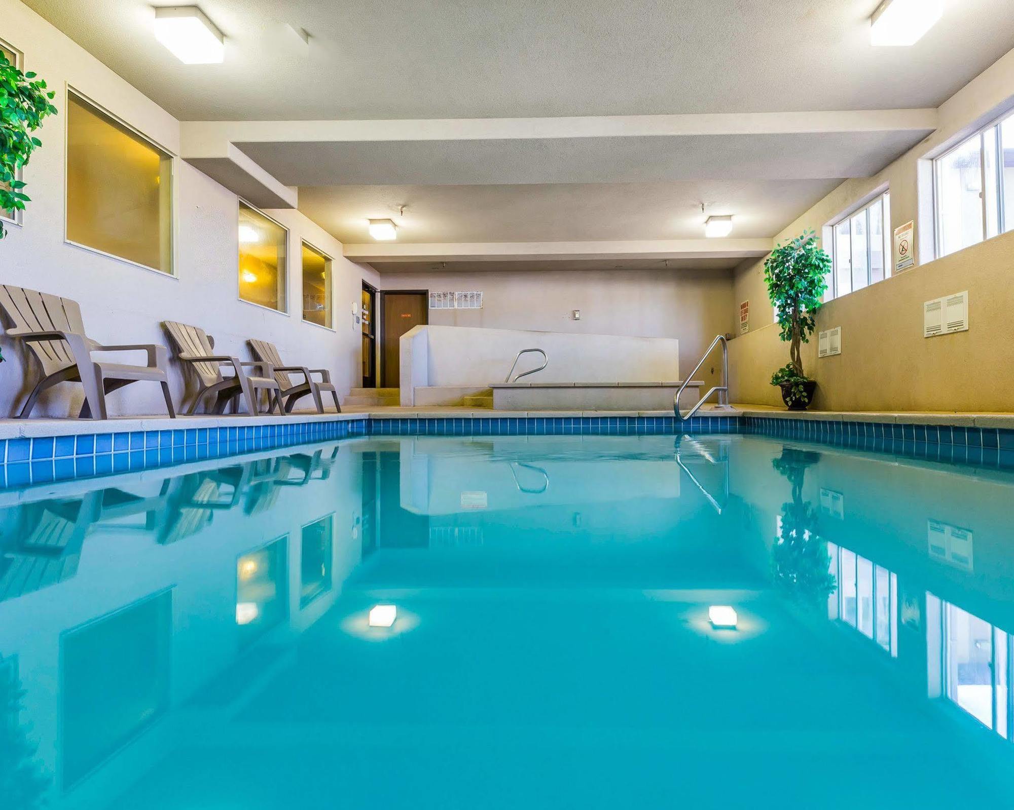 Econo Lodge Inn & Suites Ripley Εξωτερικό φωτογραφία